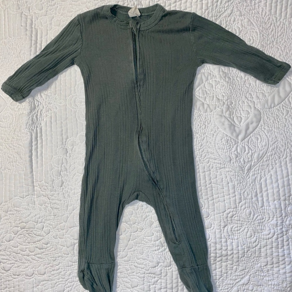 Kate Quinn Zipper Footie